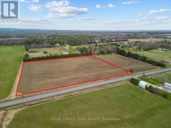 1982 Marchurst Road, Ottawa, ON K2K1X7