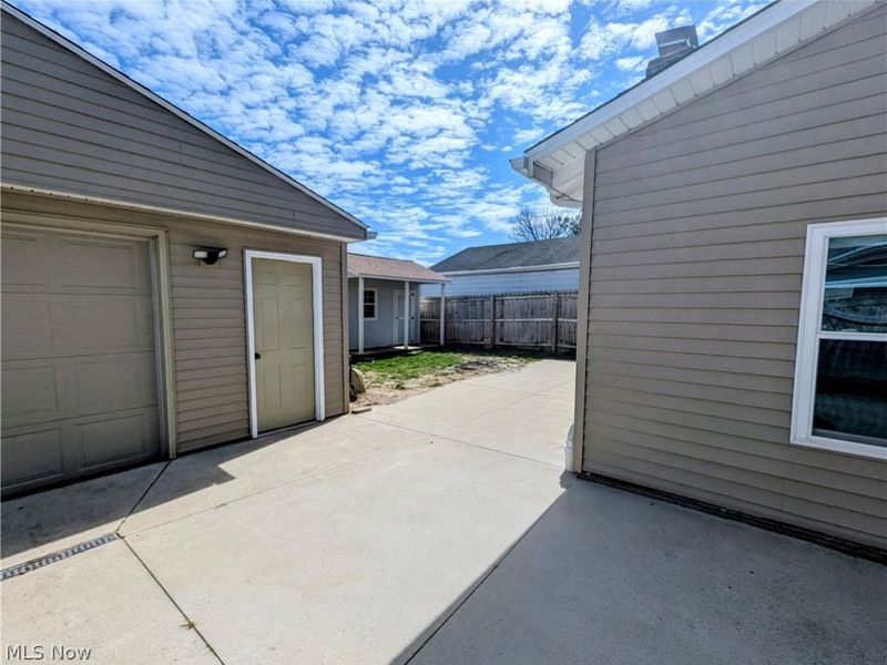 1045 E 347th Street, Eastlake, OH 44095 Photo 6