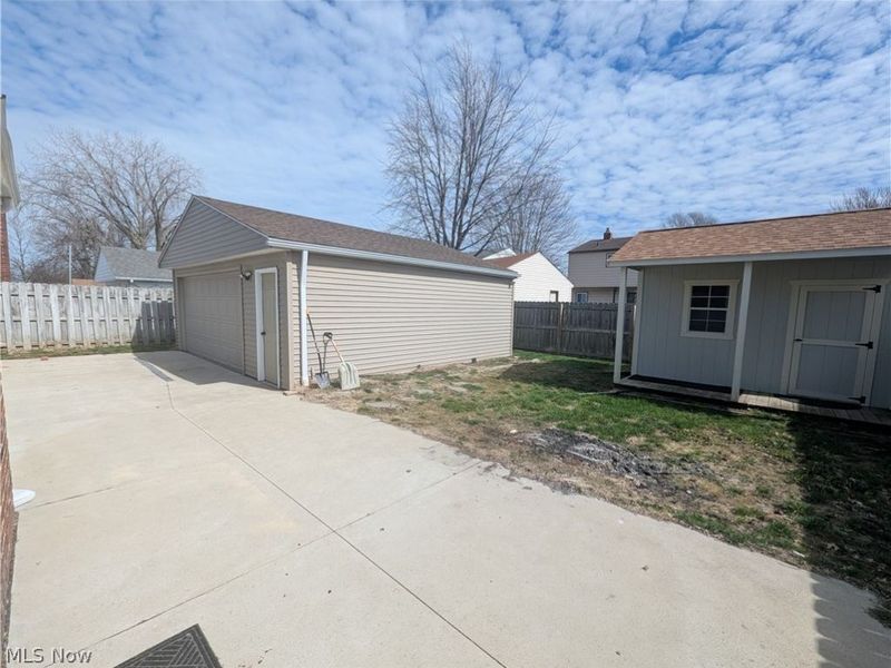 1045 E 347th Street, Eastlake, OH 44095 Photo 7