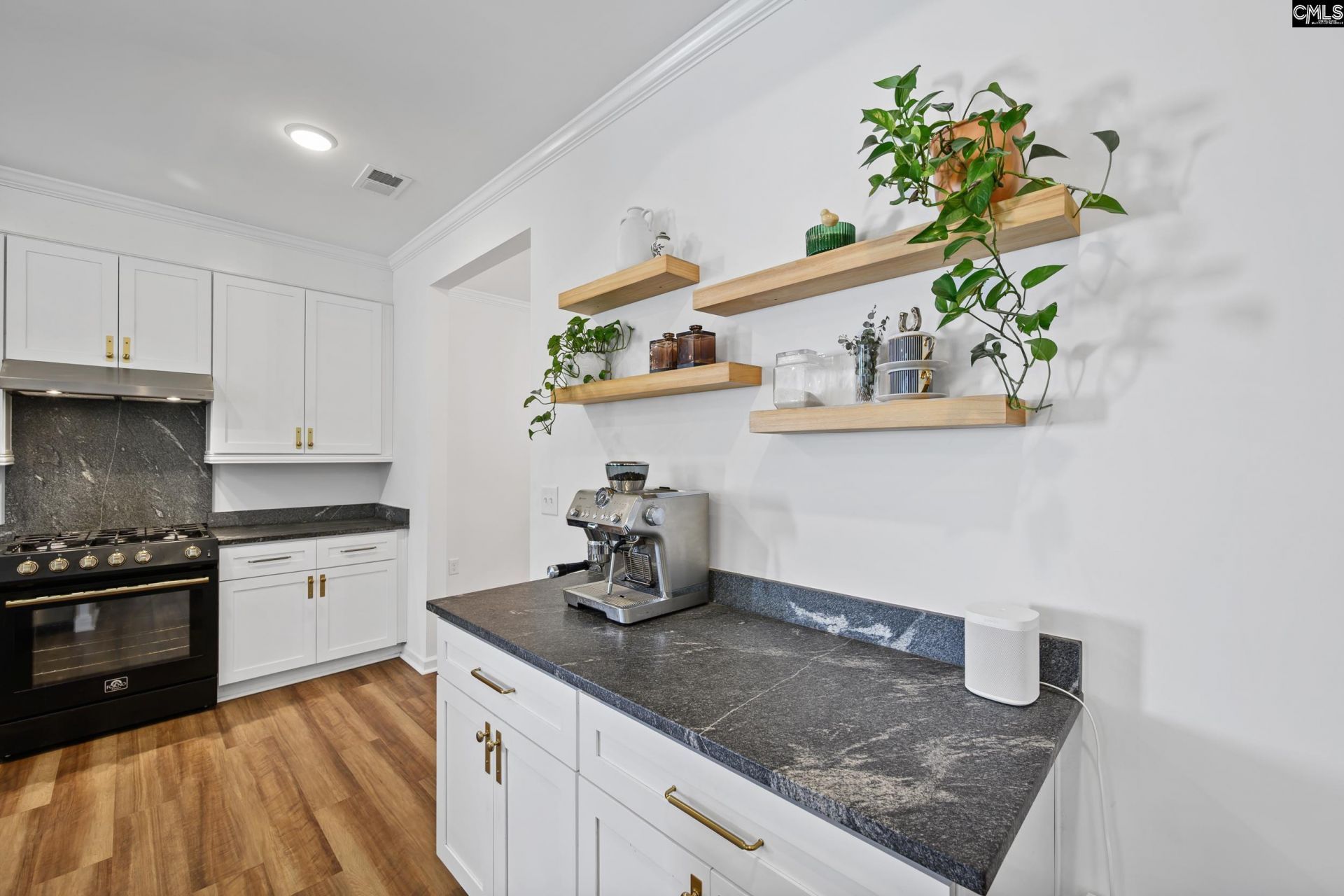 1305 Ridgeway Road Photo 12