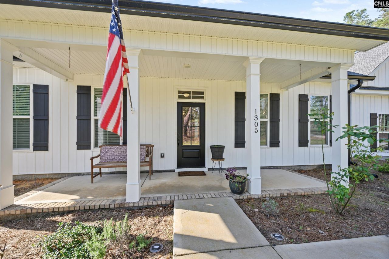 1305 Ridgeway Road  Photo 6