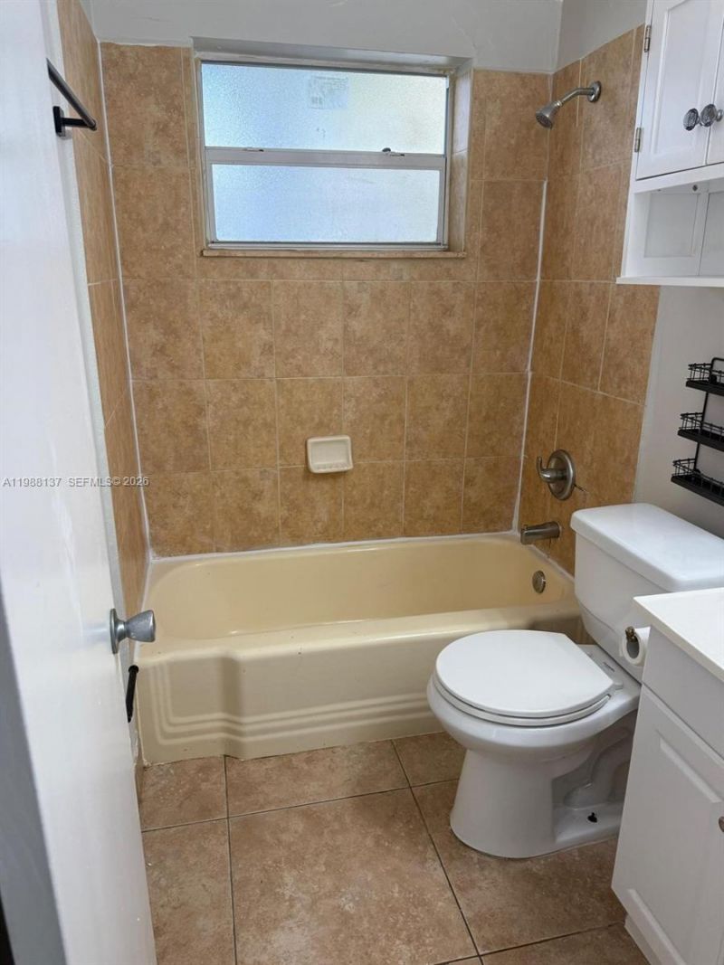 3031 NE 21 Ter, Unit 2, Oakland Park, FL 33306 Photo