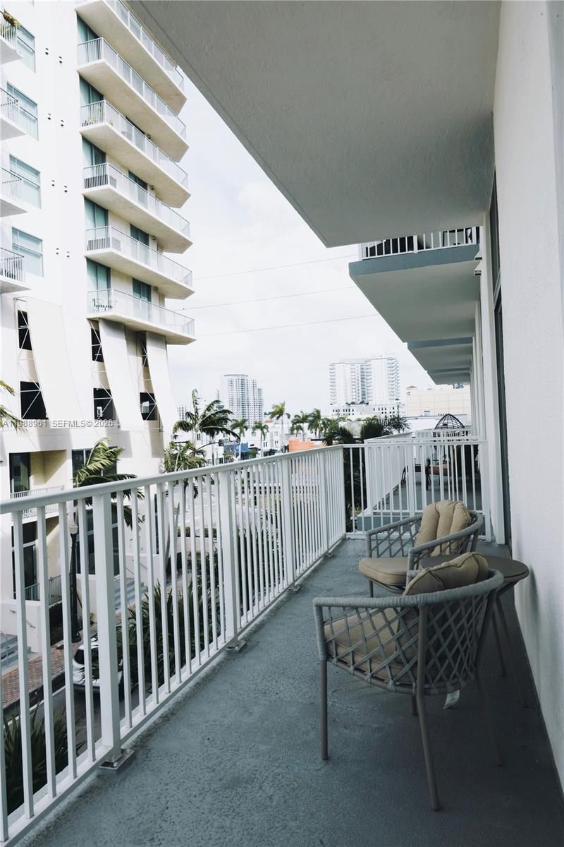 2100 Van Buren St , Unit 319, Hollywood, FL 33020 Photo