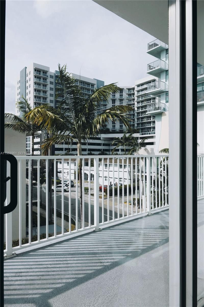 2100 Van Buren St , Unit 319, Hollywood, FL 33020 Photo