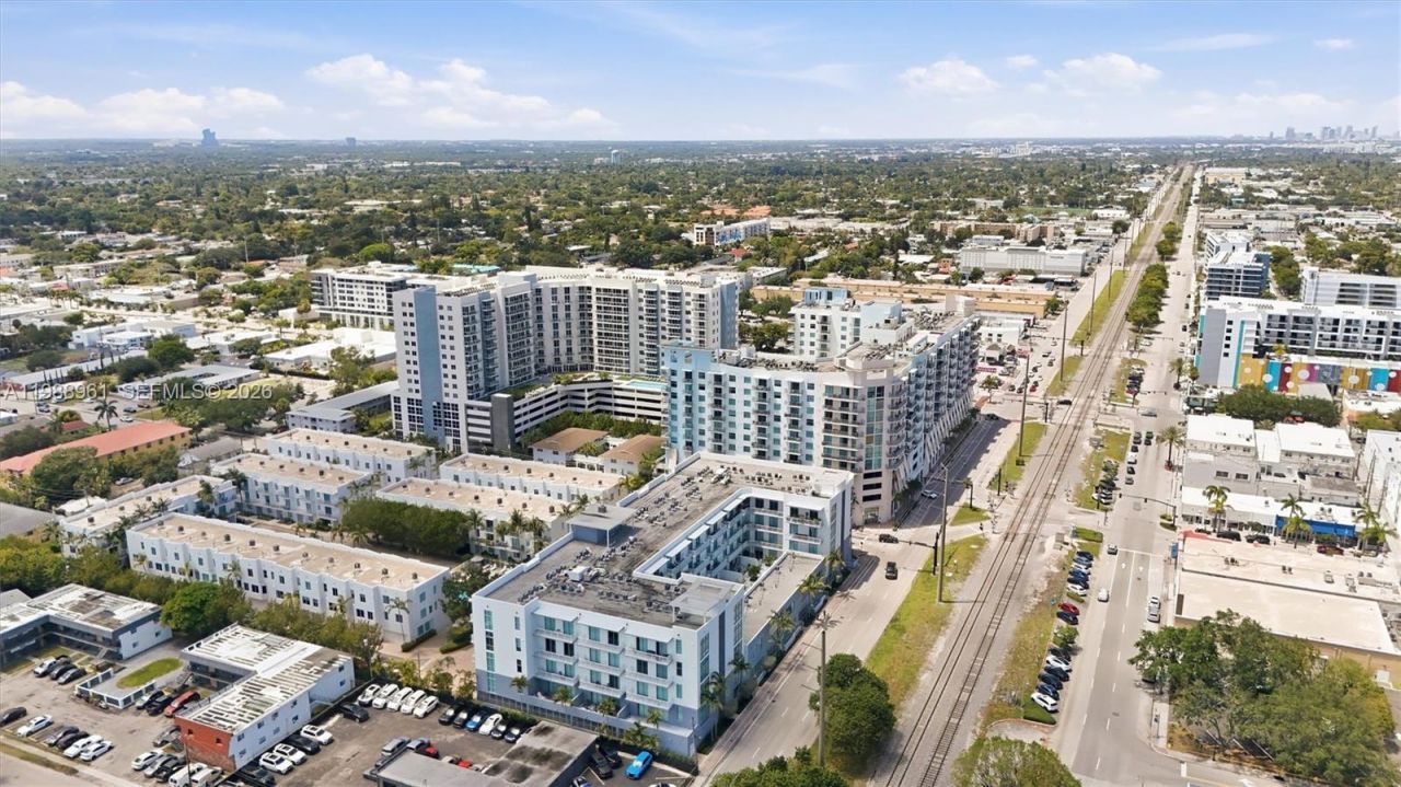 2100 Van Buren St, Unit 319, Hollywood, FL 33020 Photo