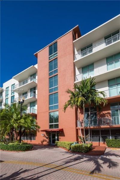 2100 Van Buren St , Unit 319, Hollywood, FL 33020 Photo