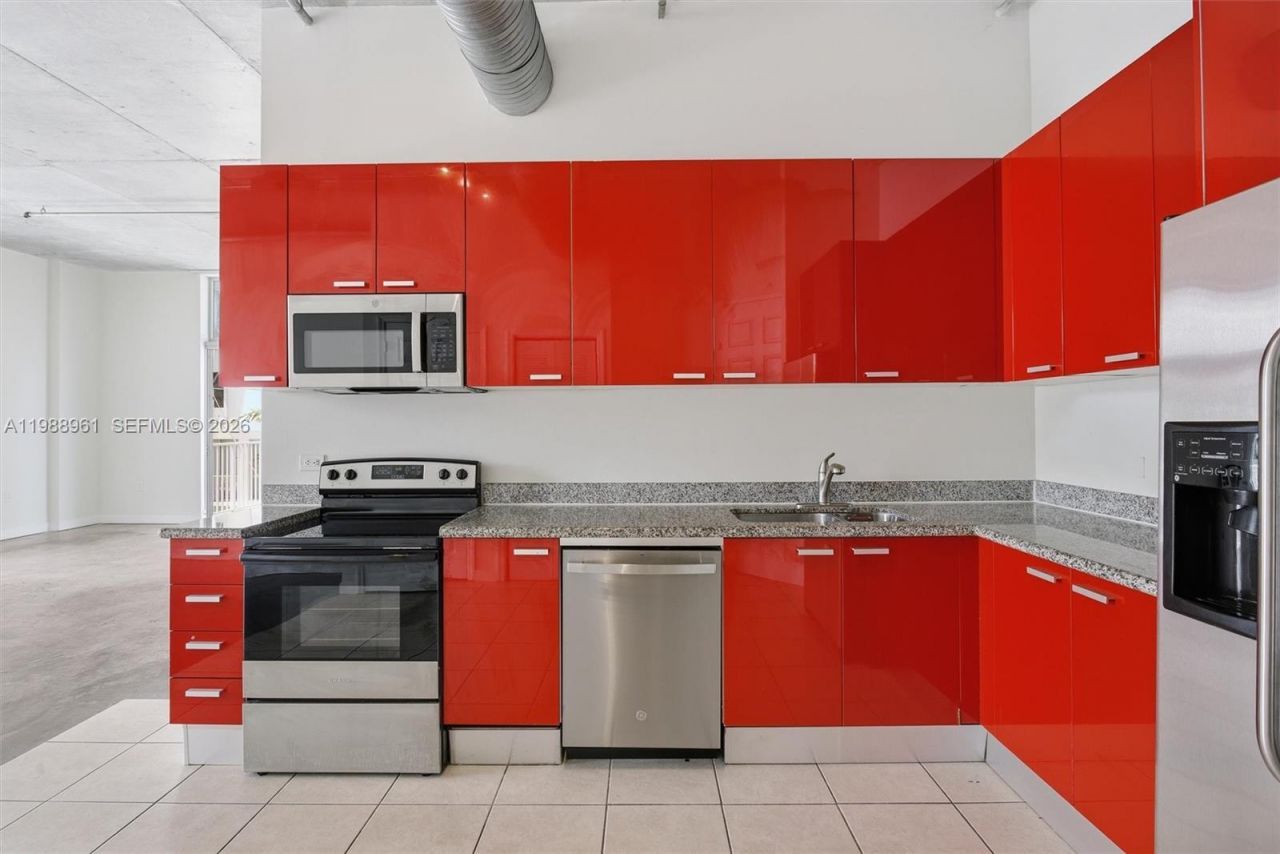 2100 Van Buren St, Unit 319, Hollywood, FL 33020 Photo