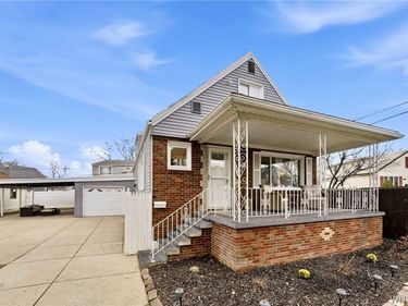 51 Ellwood Avenue, Buffalo, NY 14223