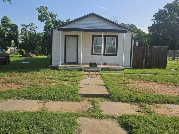 1302 N 16th Street, Wichita Falls, TX 76306