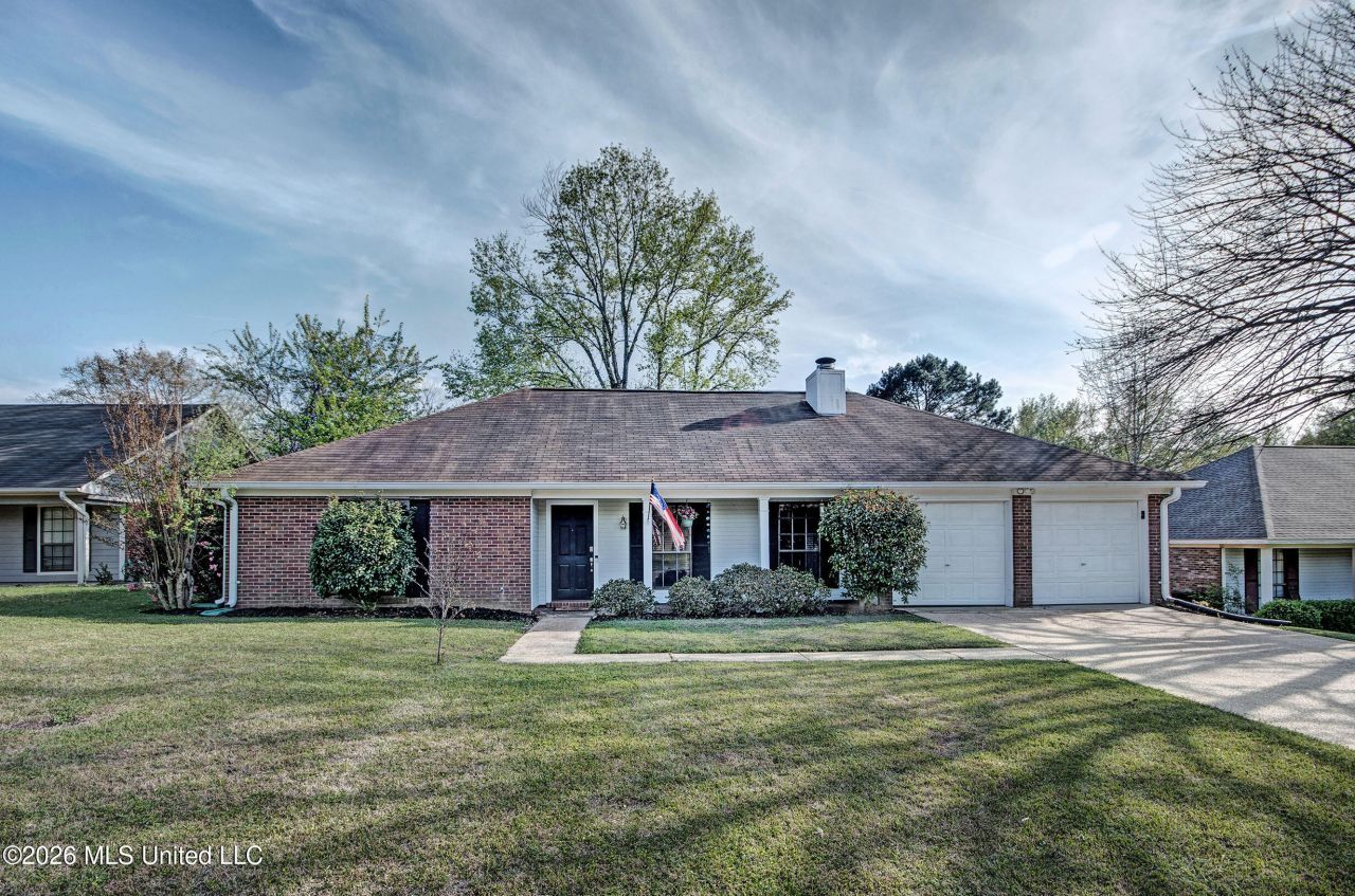 617 Water Oak Drive, Madison, MS 39110 Main Photo