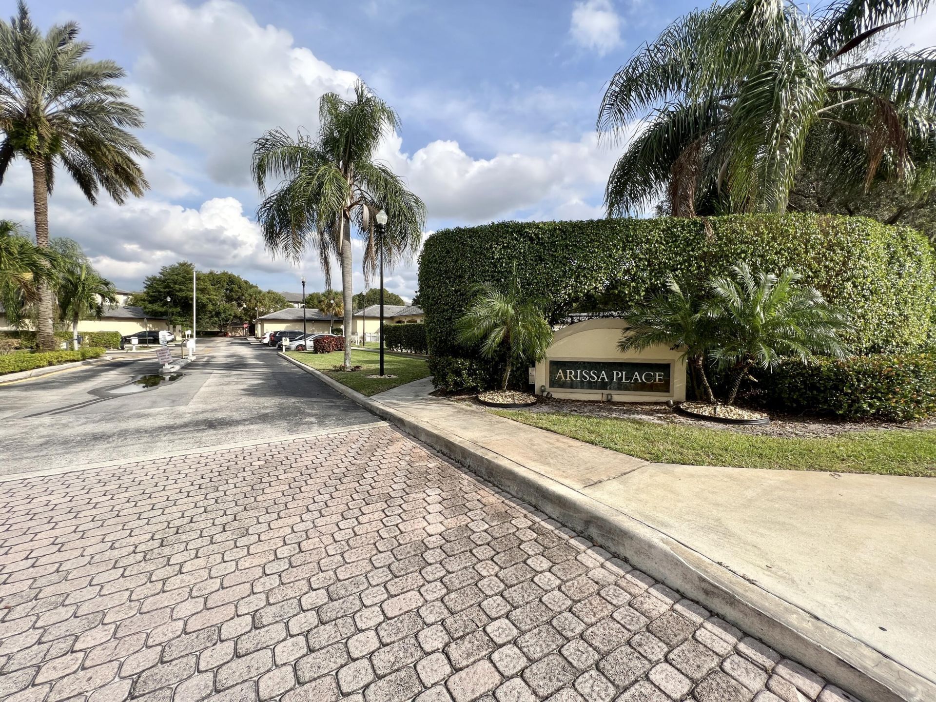 2040 Greenview Shores Boulevard, Unit 214, Wellington, FL 33414 Photo