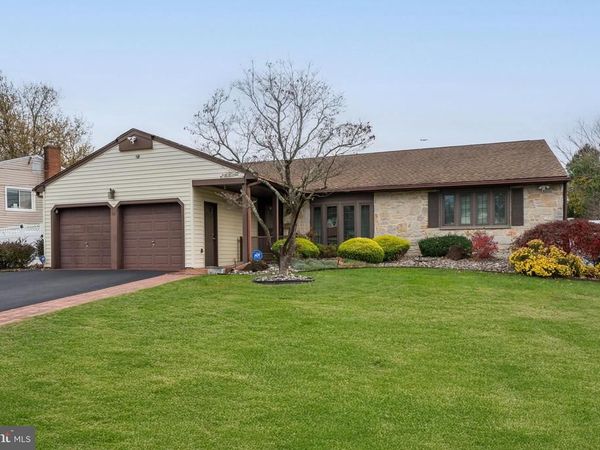 19 ORCHID LANE, CHERRY HILL, NJ 08002