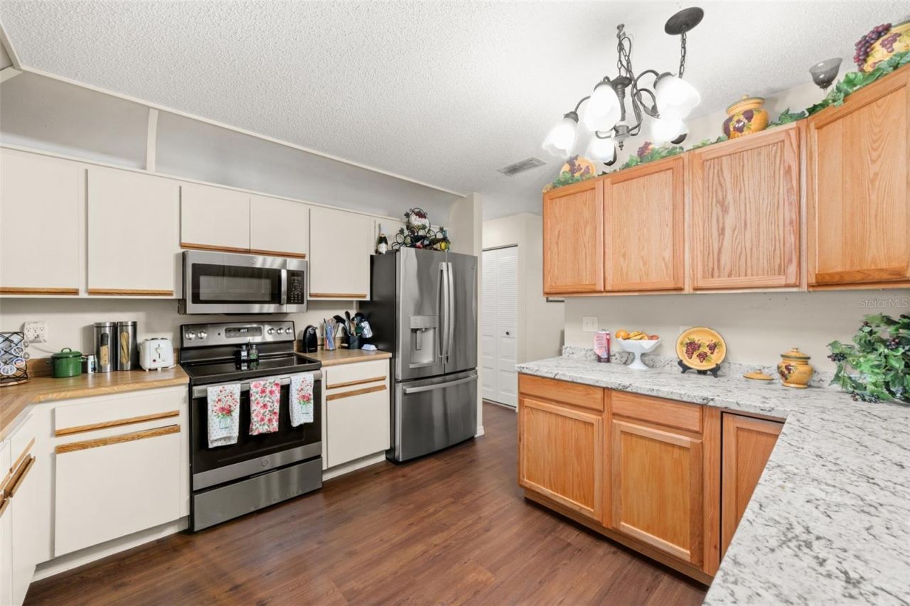 443 Foxdale Road , Lake Placid, FL 33852 Photo