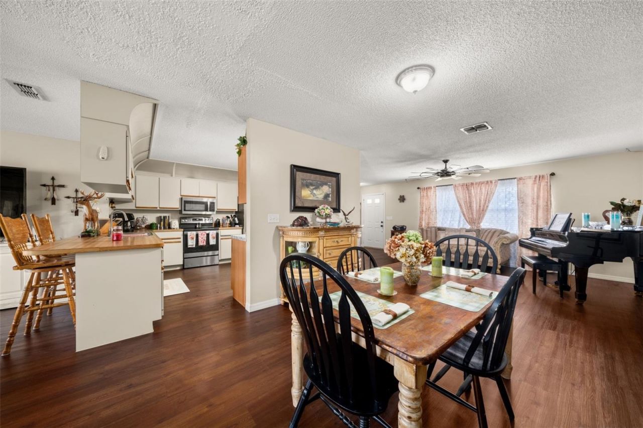 443 Foxdale Road , Lake Placid, FL 33852 Photo