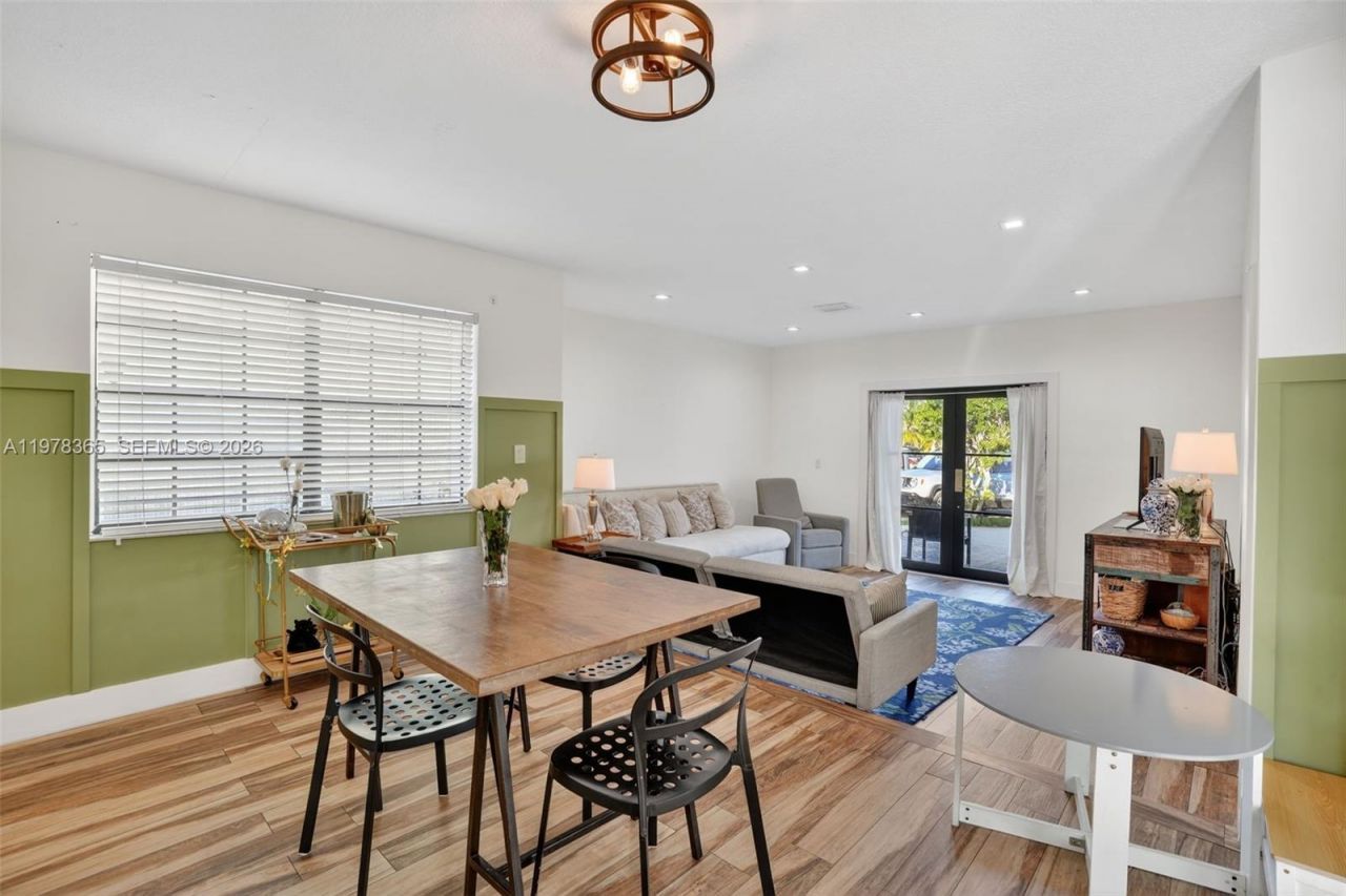 7016 SW 103rd Pl , Miami, FL 33173 Photo