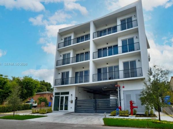 2010 SW 25th Ter , Unit 205, Miami, FL 33133