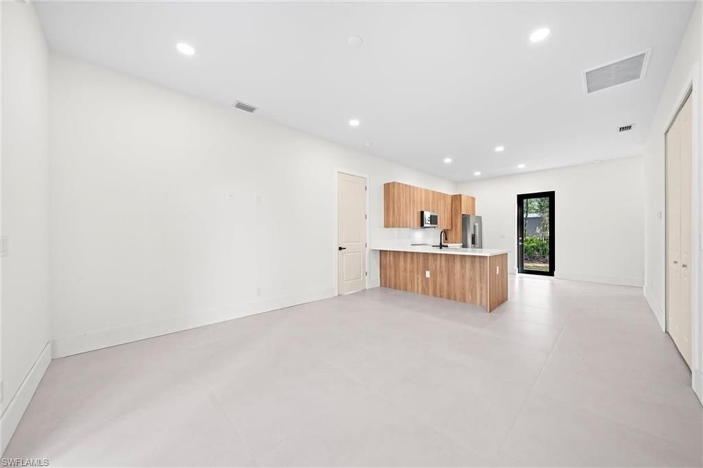 1805 W 10th St , Lehigh Acres, FL 33972 Photo