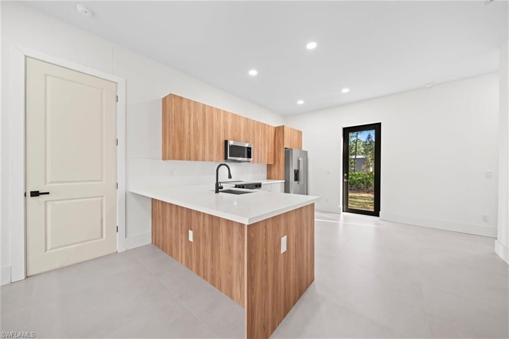 1805 W 10th St , Lehigh Acres, FL 33972 Photo