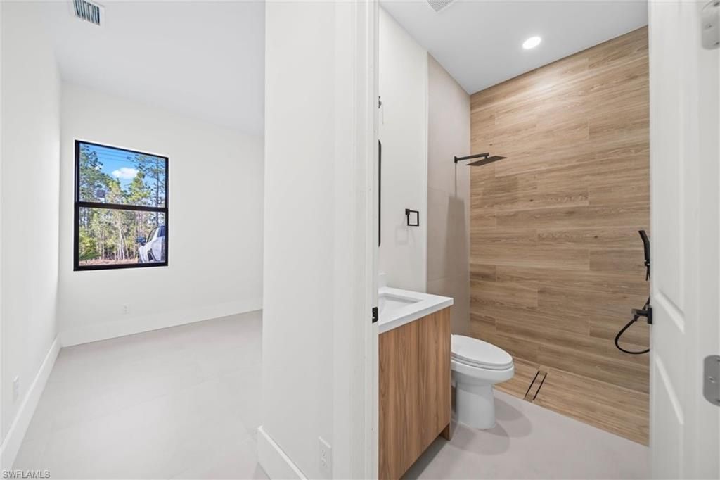 1805 W 10th St , Lehigh Acres, FL 33972 Photo