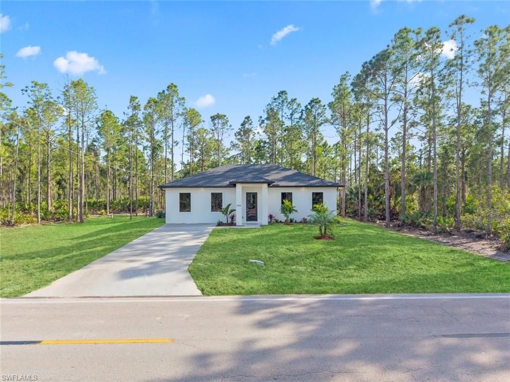 1805 W 10th St , Lehigh Acres, FL 33972 Photo