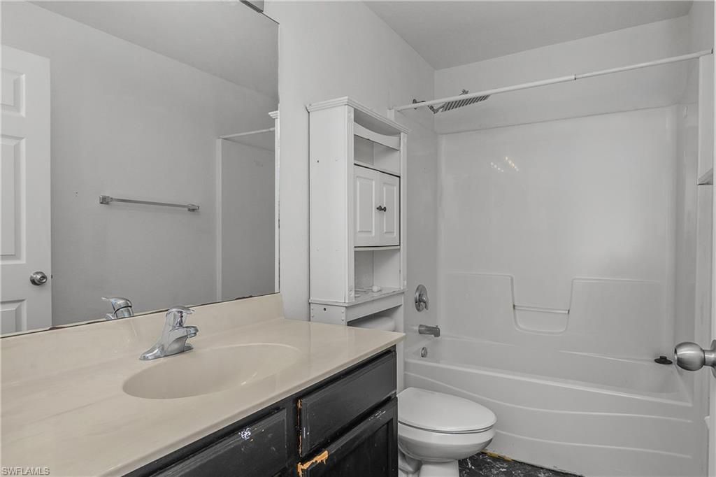 5172 Leeds Rd , Fort Myers, FL 33907 Photo