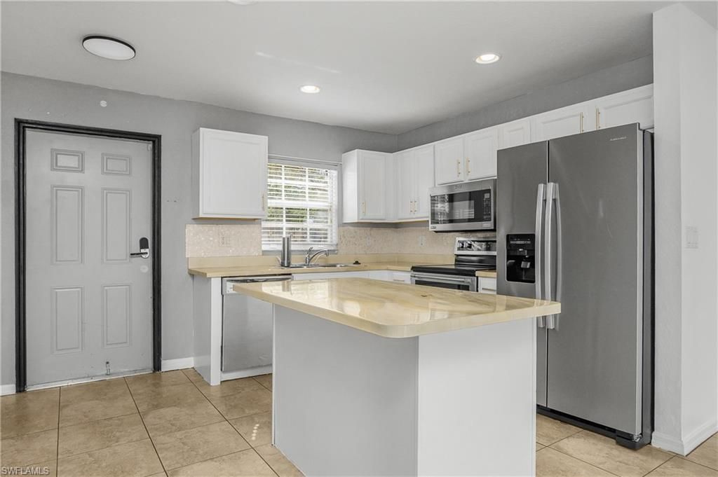 5172 Leeds Rd , Fort Myers, FL 33907 Photo