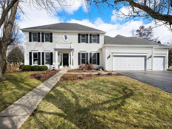 39W844 Carl Sandburg Road , St. Charles, IL 60175