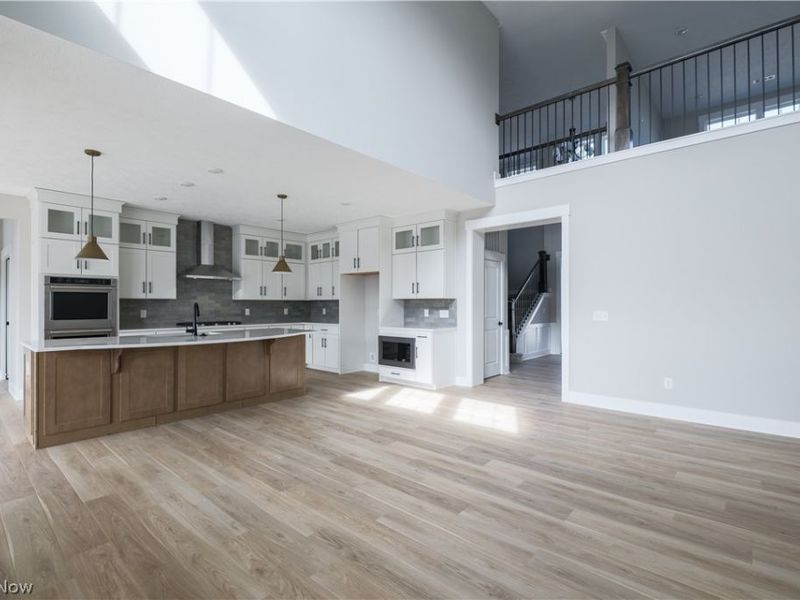 32610 Trillium Court, Avon Lake, OH 44012 Photo 6