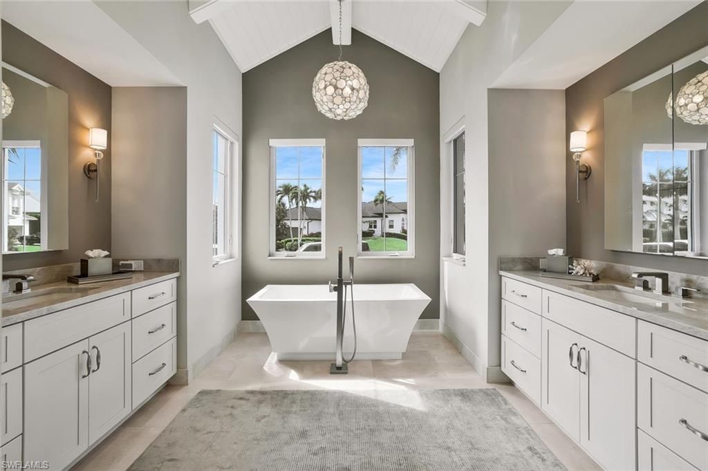 689 Pelican Ct , Marco Island, FL 34145 Photo