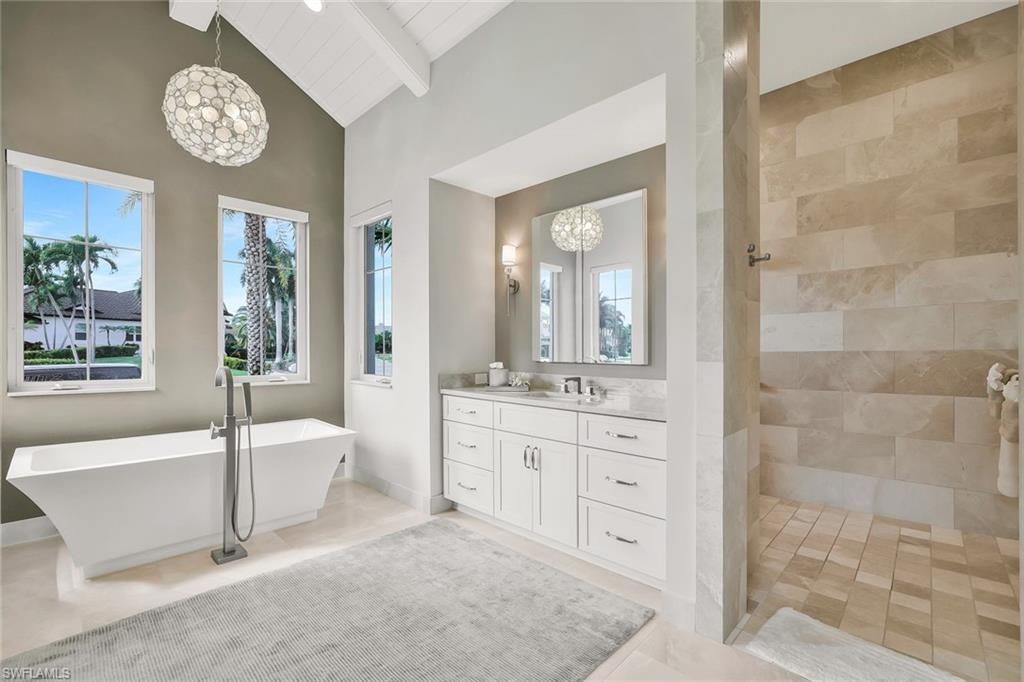 689 Pelican Ct , Marco Island, FL 34145 Photo