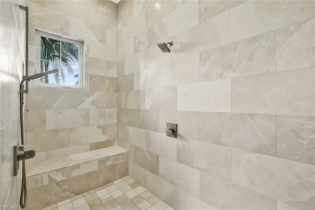 689 Pelican Ct , Marco Island, FL 34145 Photo