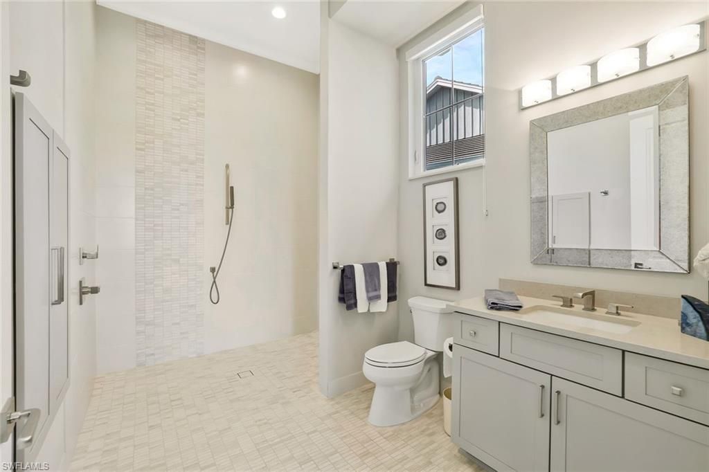 689 Pelican Ct , Marco Island, FL 34145 Photo