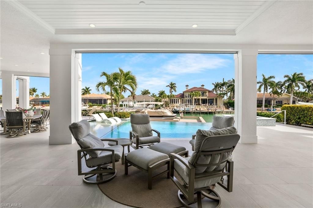 689 Pelican Ct , Marco Island, FL 34145 Photo