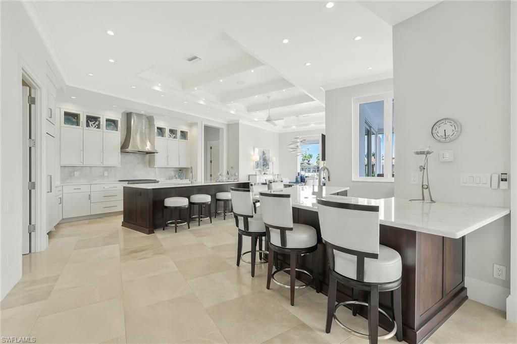 689 Pelican Ct , Marco Island, FL 34145 Photo