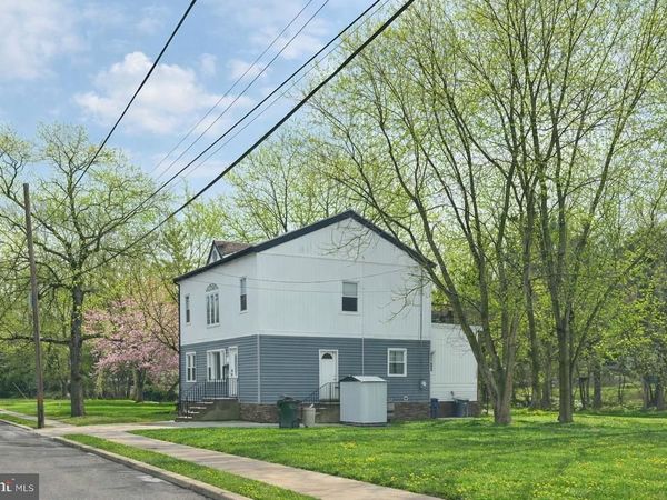 2972 MADISON AVENUE, ABINGTON, PA 19001