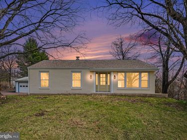 305 GREEN HILL ROAD , TELFORD, PA 18969