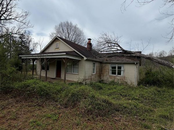 4455 Celia Creek Road , Lenoir, NC 28645