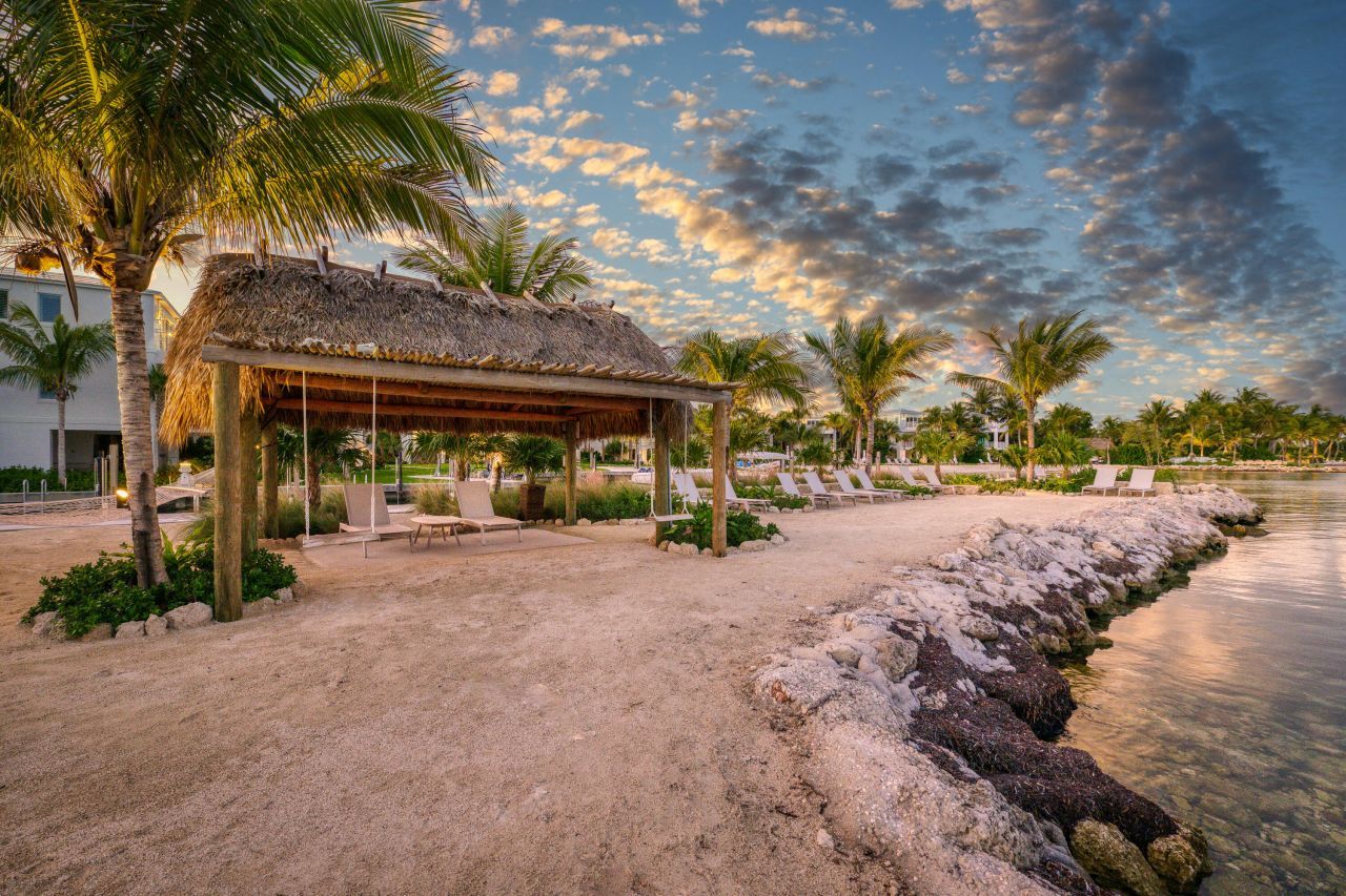 82779 Old Highway, Unit 15, Islamorada, FL 33036 Photo