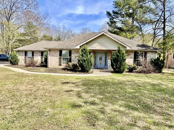 1600 Co Rd 7, Florence, AL