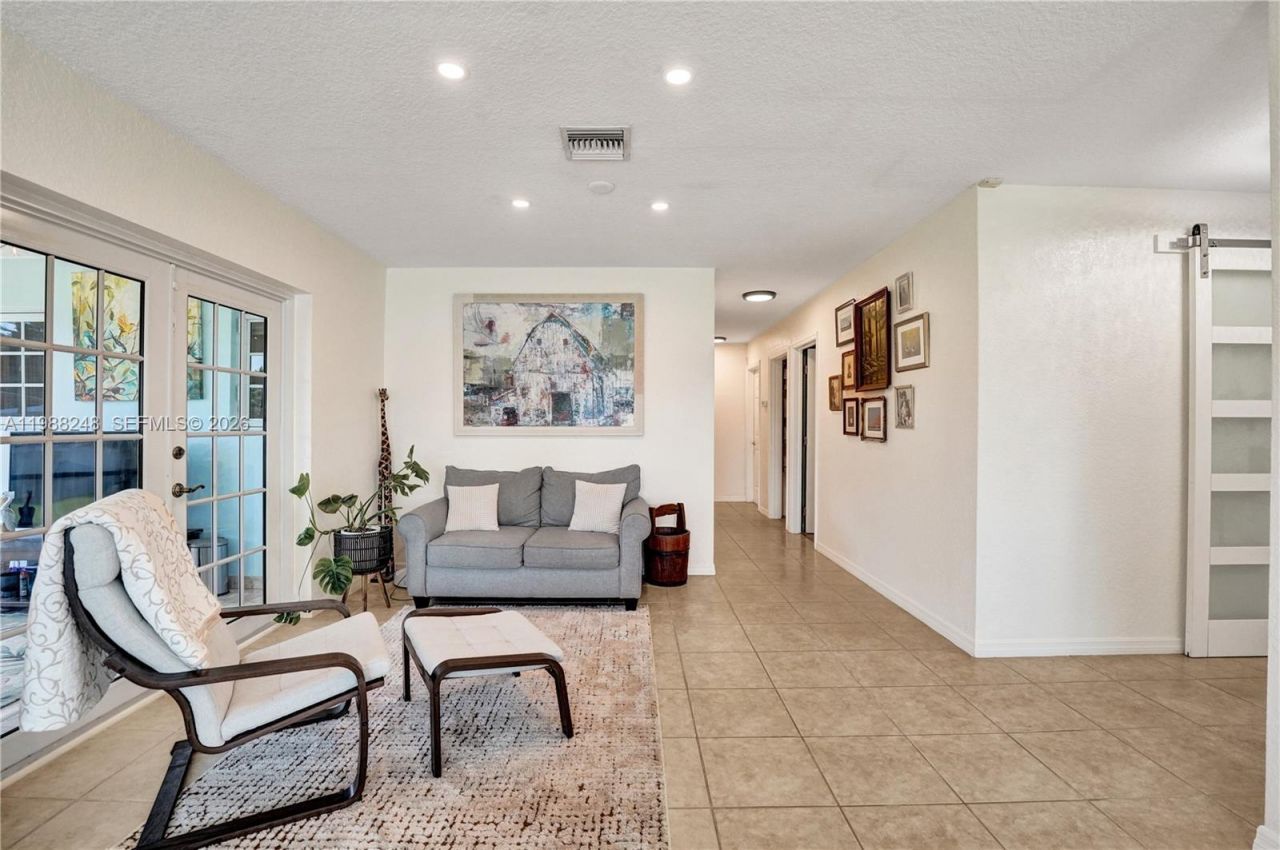 4701 SW 110th Ave, Davie, FL 33328 Photo