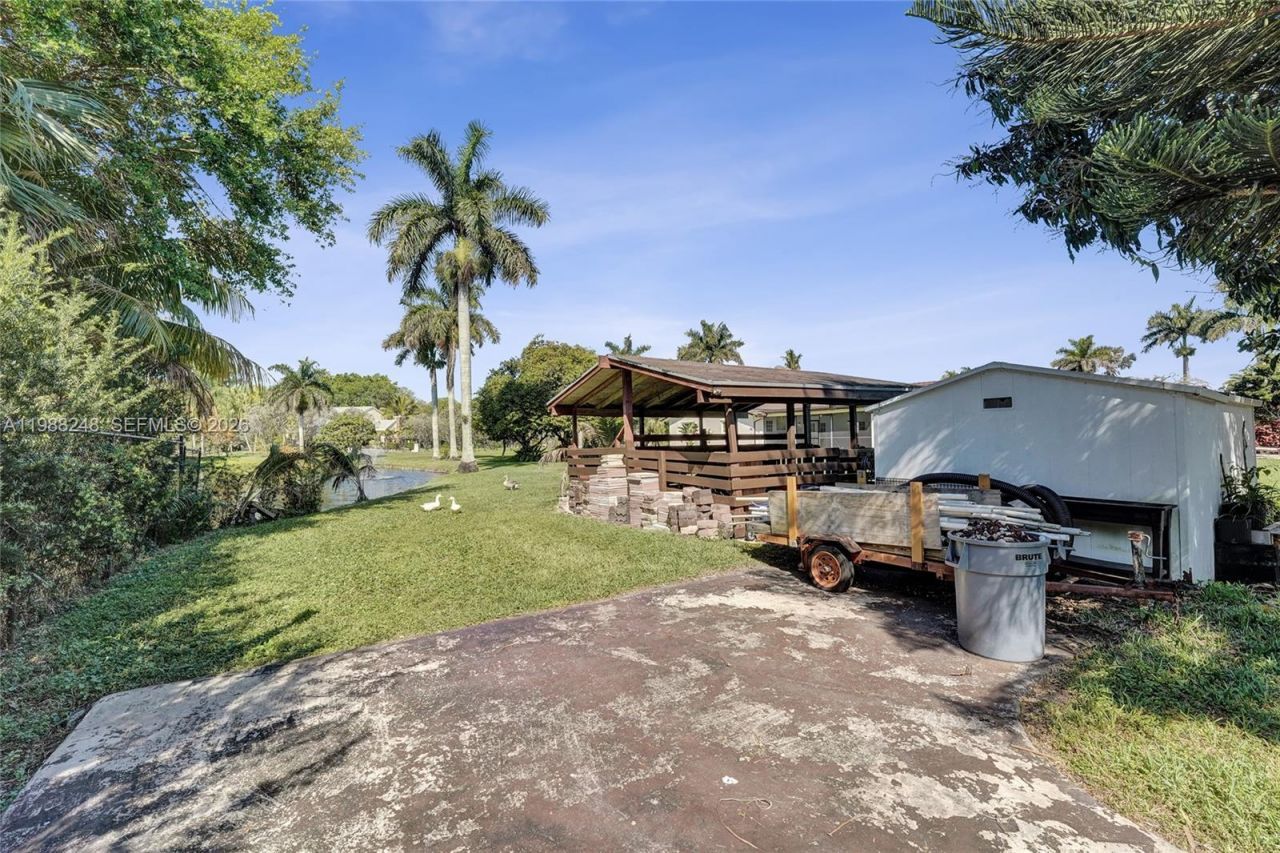 4701 SW 110th Ave, Davie, FL 33328 Photo