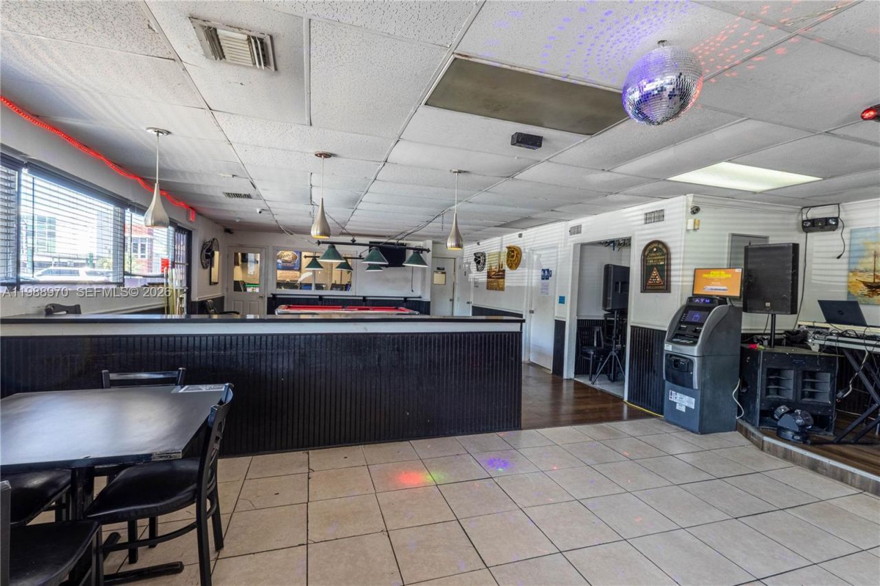 10550 NW 77 Ct, Hialeah Gardens, FL 33016 Photo