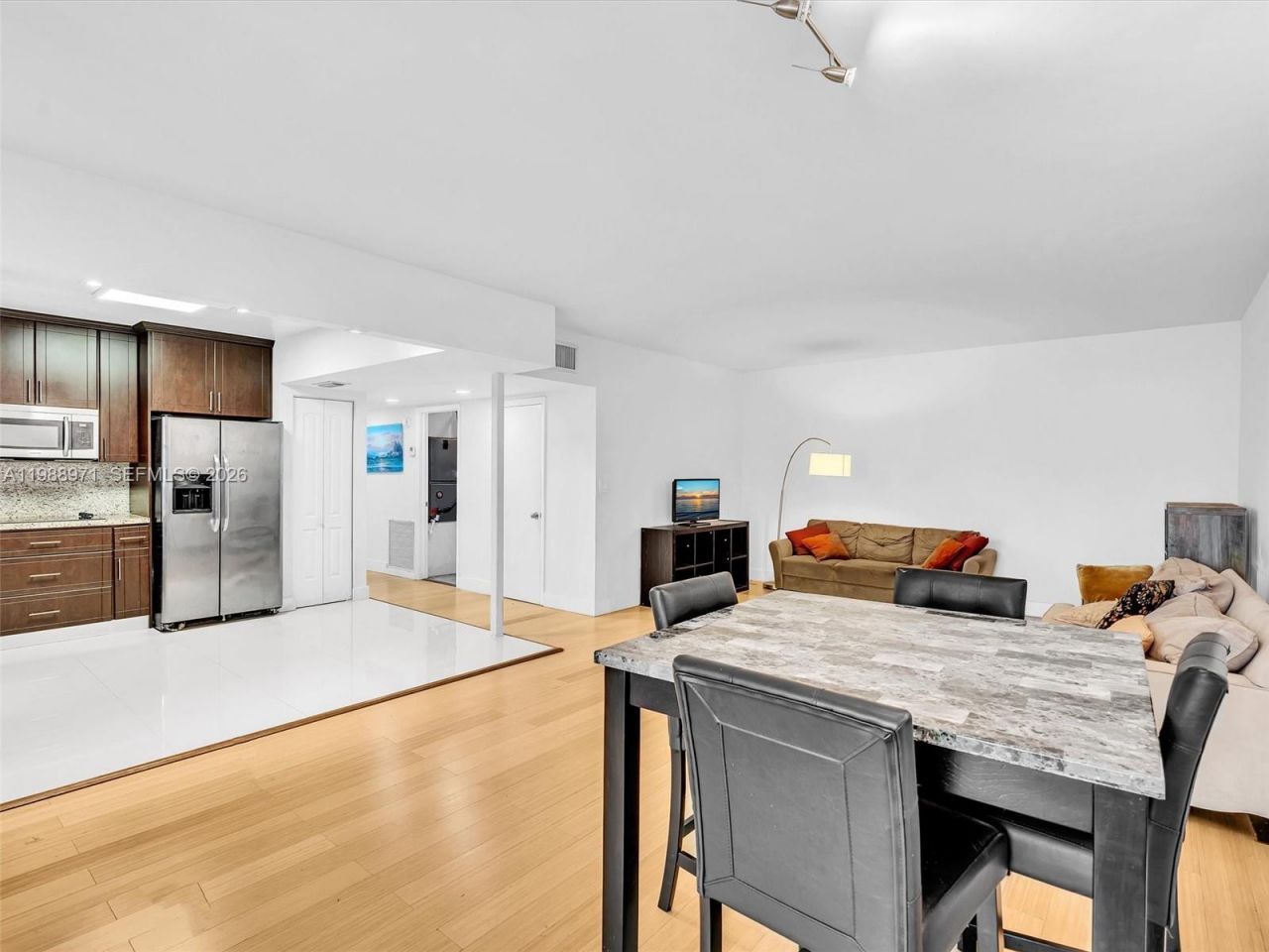 770 NE 199th St, Unit 204F, Miami, FL 33179 Photo