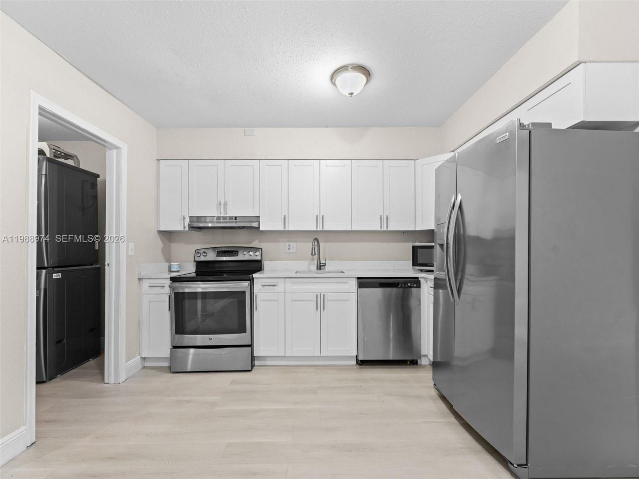 5880 NW 19th St , Unit A, Sunrise, FL 33313 Photo