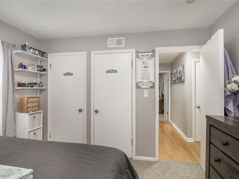 370 Taft Avenue, Bedford, OH 44146 Photo 11