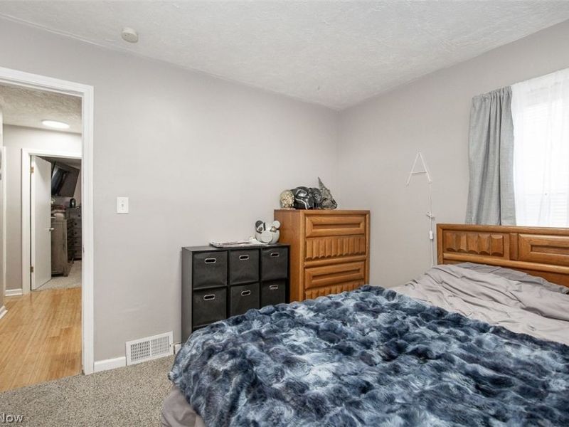 370 Taft Avenue, Bedford, OH 44146 Photo 13