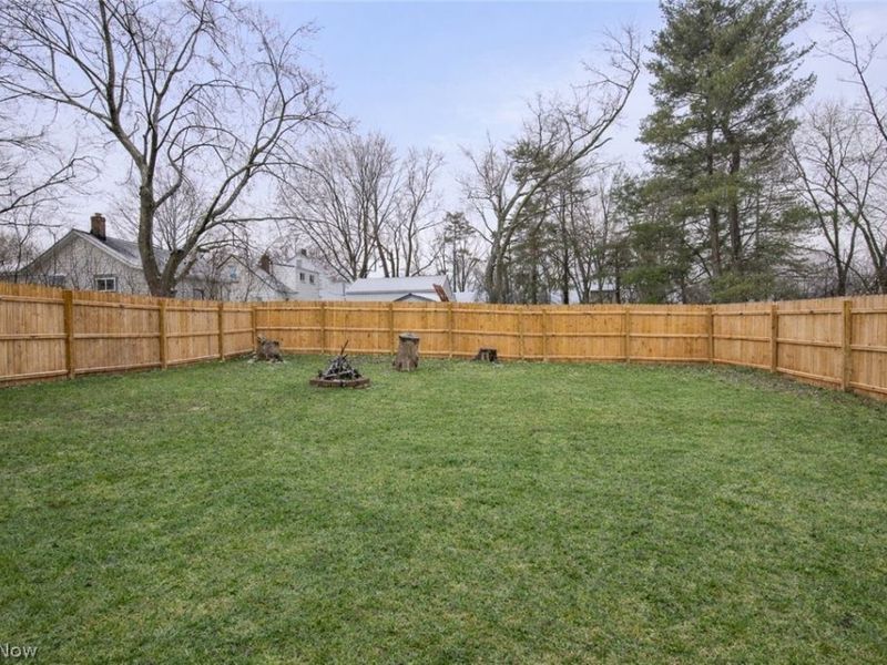 370 Taft Avenue, Bedford, OH 44146 Photo 27