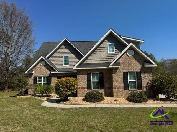 134 Delenn Drive, Lizella, GA 31052