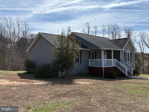 41 ELIZABETH LANE, LOUISA, VA 23093