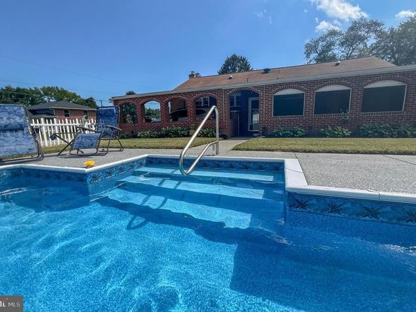 804 PINEVIEW PLACE, BALTIMORE, MD 21220